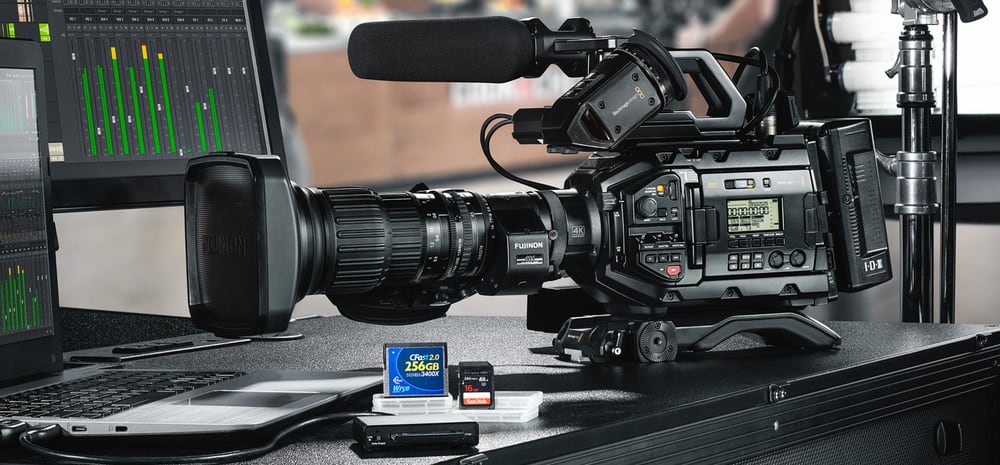 Blackmagic URSA Broadcast G2 – Gängige Formate und zwei Steckplätze je Medium