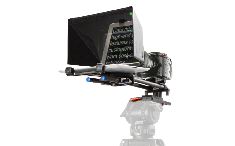 Datavideo TP-500 Tablet-Teleprompter in einem DSLR-Setup; Kamera und Stativ nicht im Lieferumfang enthalten