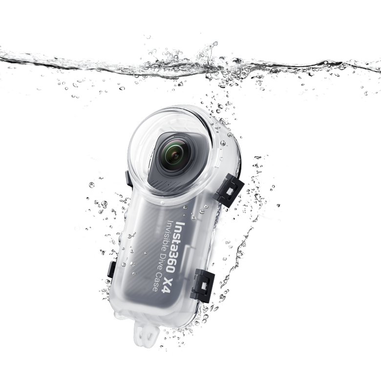 Insta360 X4 Tauchgehäuse mit Wasser, offizielle Produktaufnahme