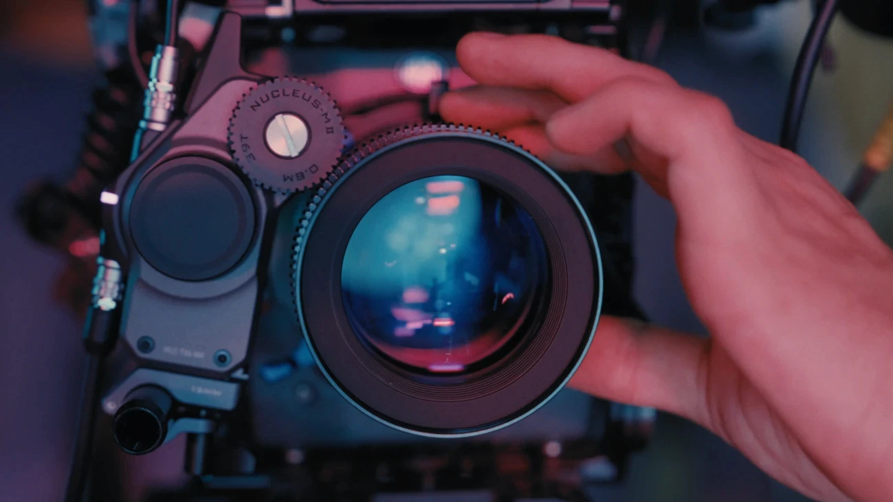 Práce s cine objektivem DZOFILM Vespid Prime 2