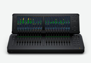 Fairlight Live Audio Panel 20 mit zwei Touchscreens