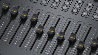 Motorisierte Fader von Fairlight Live