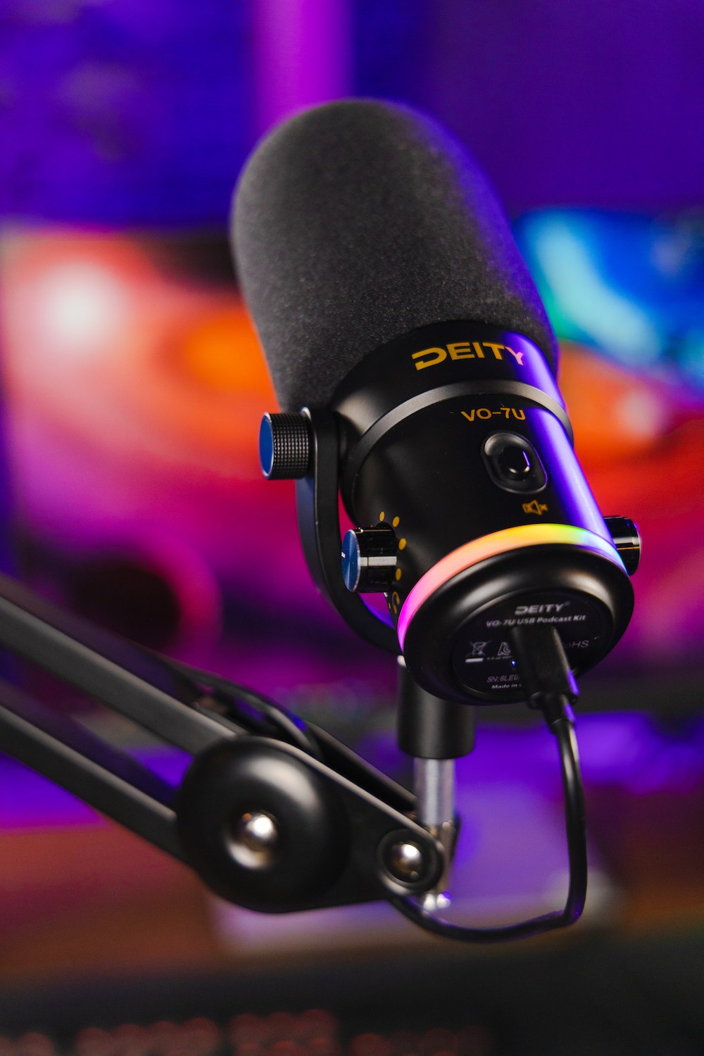 Deity VO-7U Podcast-Set