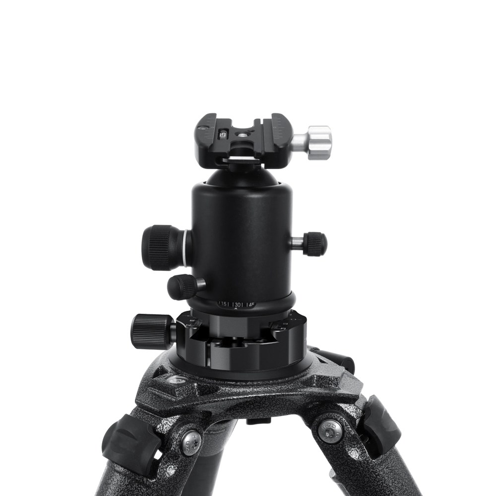 Tripod Head Quick Switch Clamp with Plate (Small, Arca-Swiss Style)