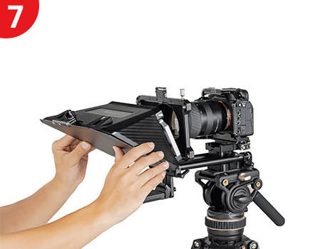 Clamp-on-Back 95 mm ausrichten und die Mattebox montieren