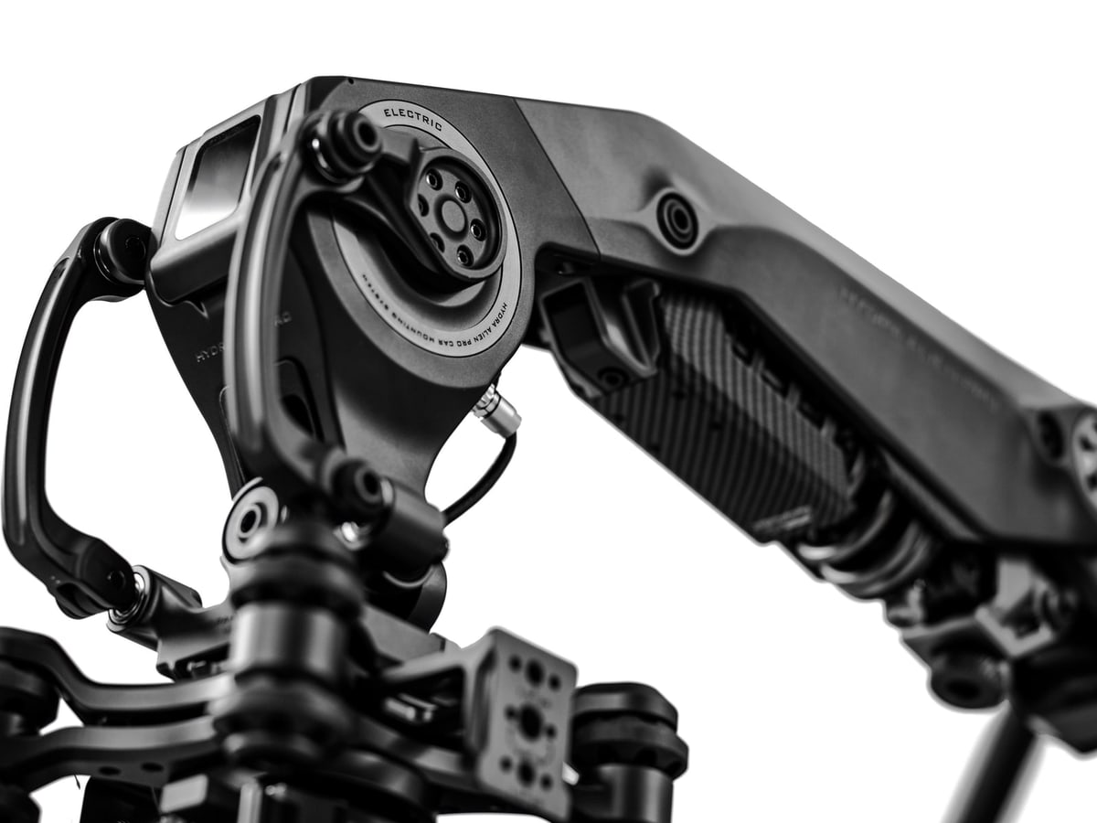 Ein Arm mit elektromagnetischer Dämpfung