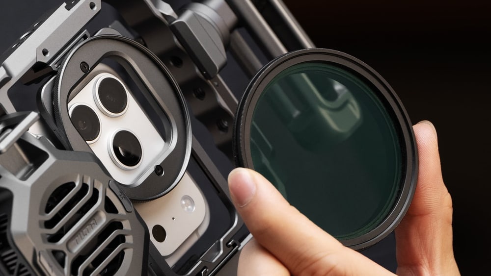 Aufsetzen auf den magnetischen Halter
