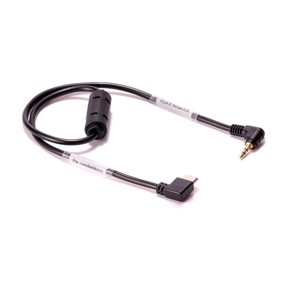 USB-C am Griff, 2,5-mm-Fernauslöseranschluss von Fujifilm X an der Kamera