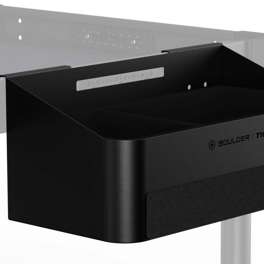 Zwei Fächer aus Aluminium