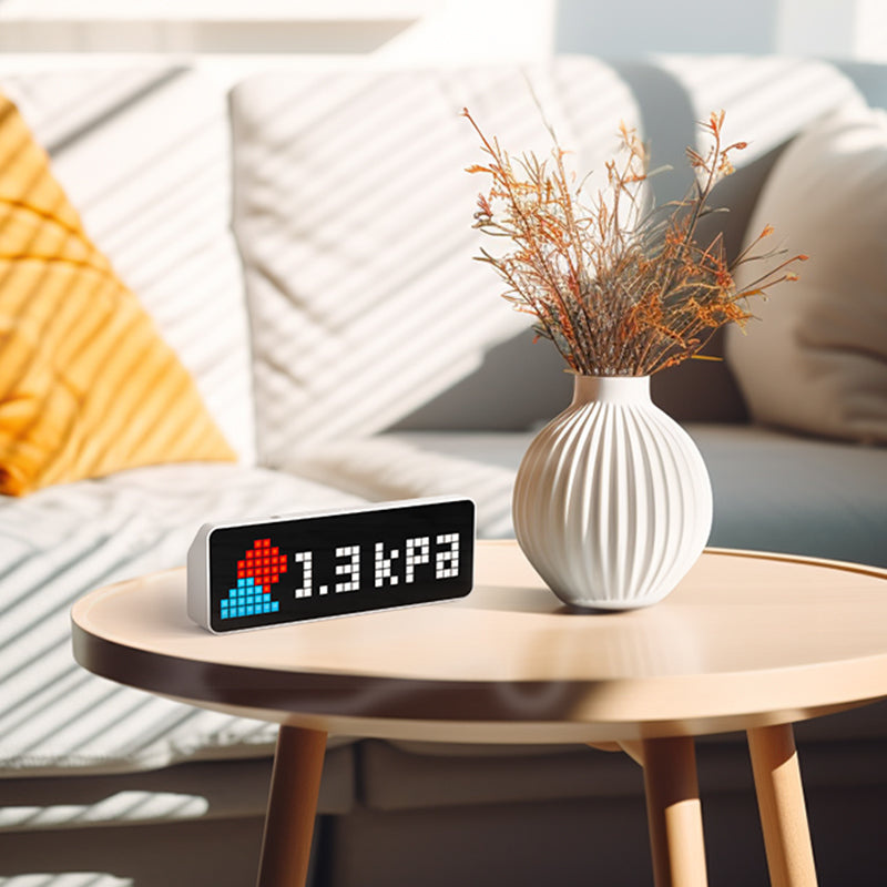 Ulanzi TC001 pixelové hodiny – Doma